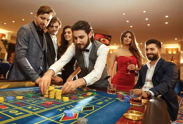 Understanding Bonus Features at online casino Singapore